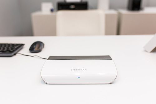 netgear/美国网件 gs908 8口千兆非网管交换机 自带理线盒